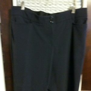 Women's short navy pants
